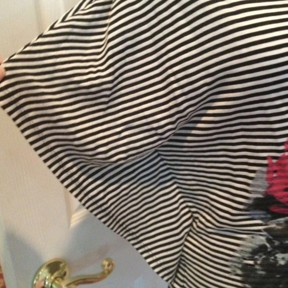 Rue 21 one shoulder top - Picture 4 of 4